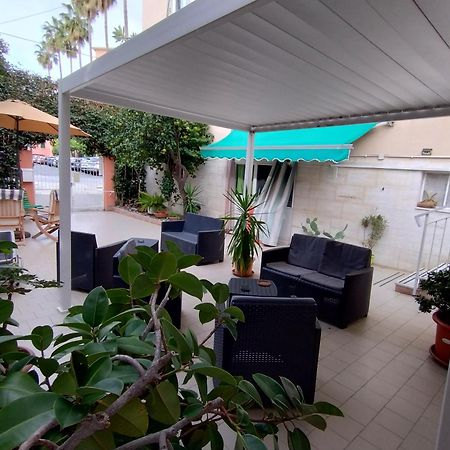 Hotel Della Piazzetta Varazze Extérieur photo