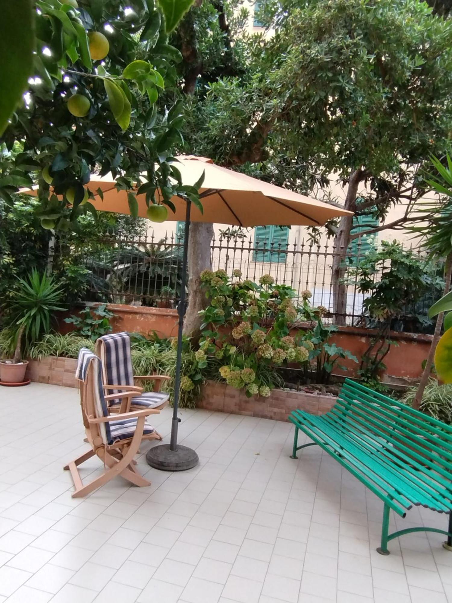 Hotel Della Piazzetta Varazze Extérieur photo