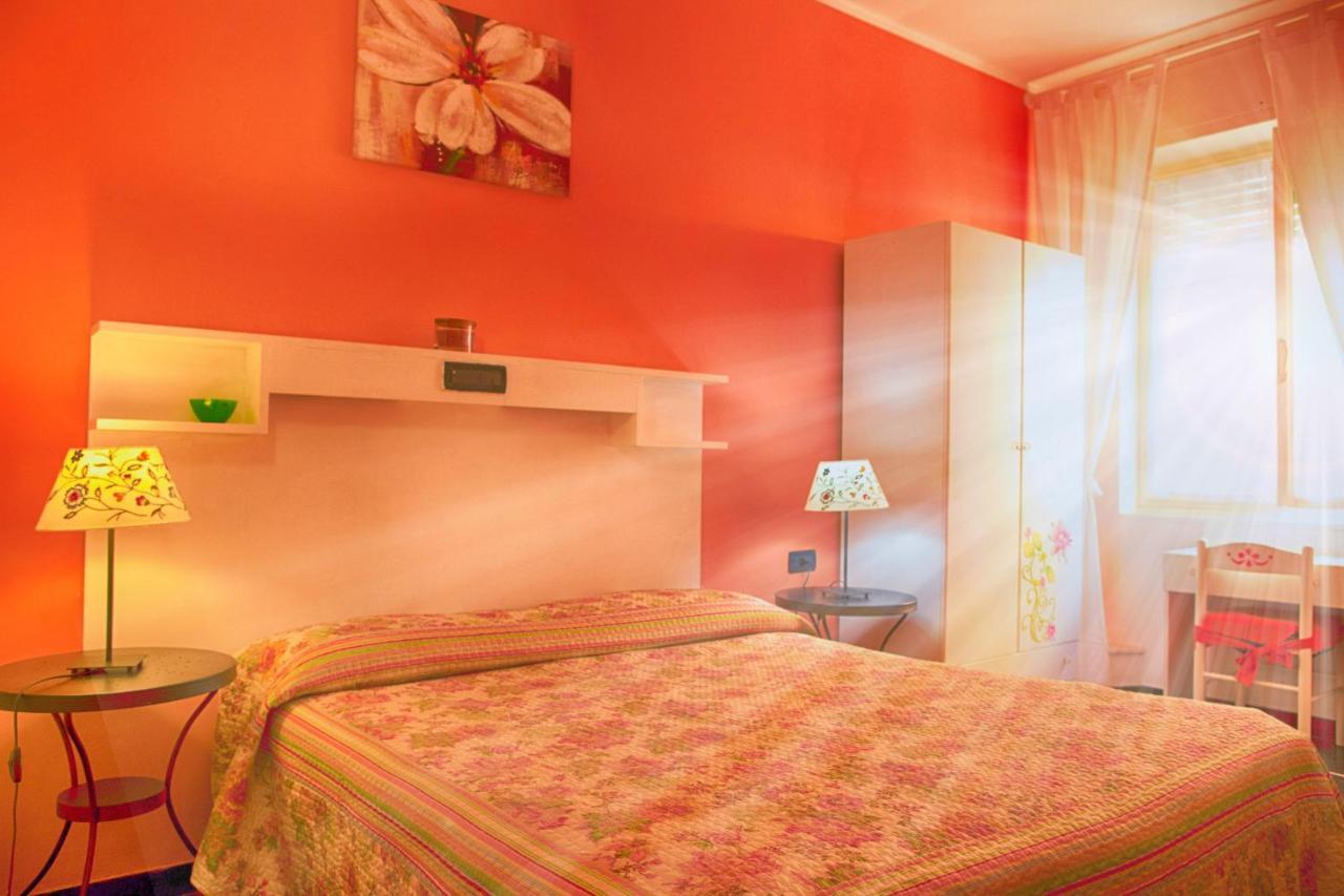 Hotel Della Piazzetta Varazze Extérieur photo