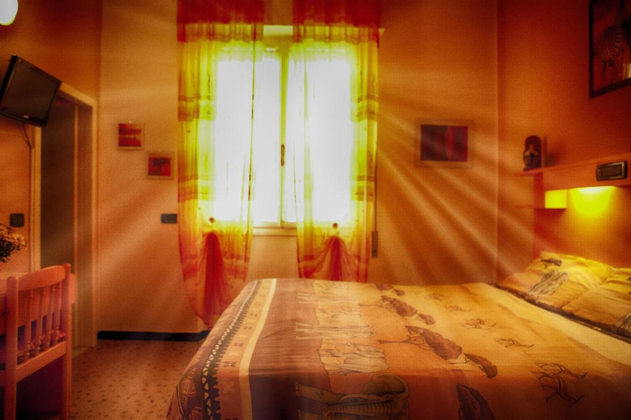 Hotel Della Piazzetta Varazze Extérieur photo